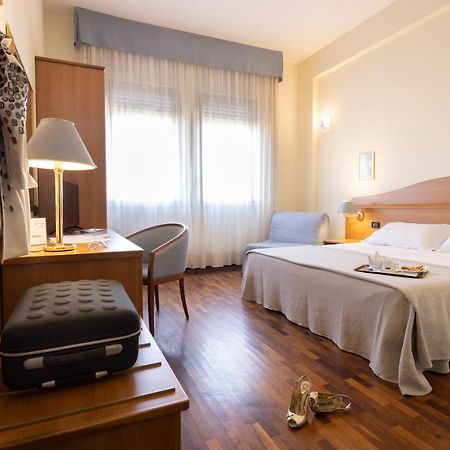 Hotel Il Duca D'Este Феррара Экстерьер фото