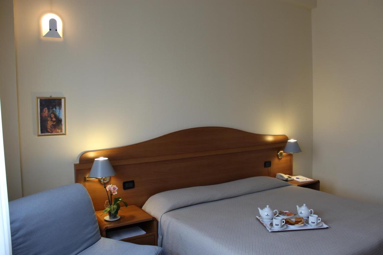 Hotel Il Duca D'Este Феррара Экстерьер фото
